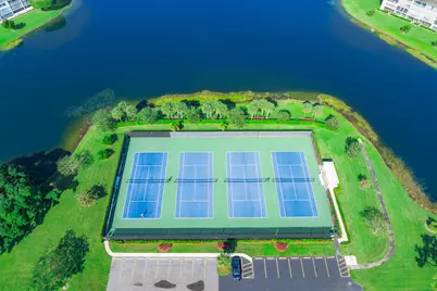 1018 Guildford A, Boca Raton, FL 33434 - Photo 28