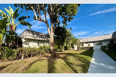 185 Valencia H, Delray Beach, FL 33446 - Photo 8