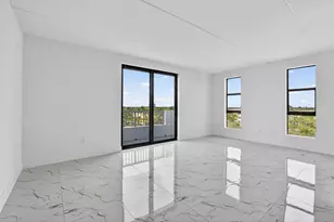 350 W Hidden Valley Blvd, Boca Raton, FL 33487 - Photo 8
