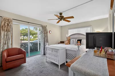 113 Windsor F, West Palm Beach, FL 33417 - Photo 12