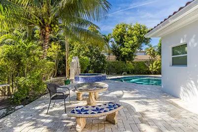 860 E Park Drive, Boca Raton, FL 33432 - Photo 10