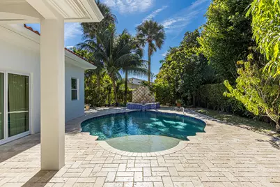860 E Park Drive, Boca Raton, FL 33432 - Photo 8