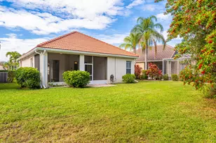 568 SW New Castle Cove, Port Saint Lucie, FL 34986 - Photo 20