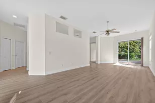 568 SW New Castle Cove, Port Saint Lucie, FL 34986 - Photo 6