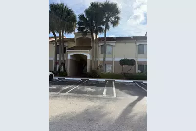 815 W Boynton Beach Boulevard, Unit #6-103, Boynton Beach, FL 33426 - Photo 2