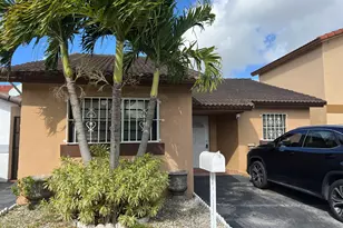 11507 SW 6th St, Sweetwater, FL 33174 - Photo 1