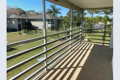 26 Lake Vista Trail E, Unit #201, Port Saint Lucie, FL 34952 - Photo 20