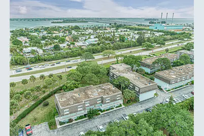 1901 Indian River Boulevard, Unit #206, Vero Beach, FL 32960 - Photo 1