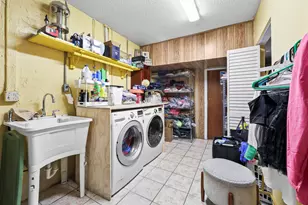 237 SW 5th Ave, Boynton Beach, FL 33435 - Photo 24