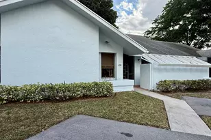 10926 Hidden Lake Pl, Boca Raton, FL 33498 - Photo 2