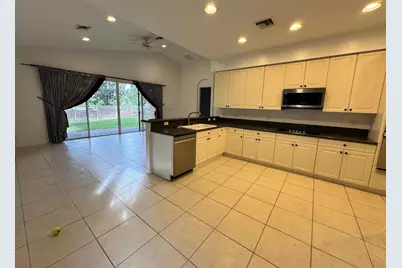 4910 SE Askew Avenue, Stuart, FL 34997 - Photo 8