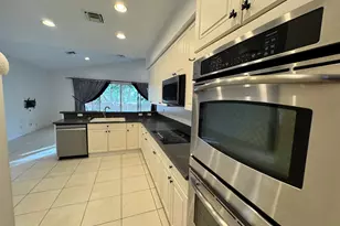 4910 SE Askew Ave, Stuart, FL 34997 - Photo 10