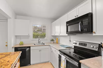 1300 Seaway Drive, Unit #C1, Fort Pierce, FL 34949 - Photo 4