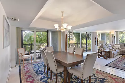 2427 Presidential Way, Unit #204, West Palm Beach, FL 33401 - Photo 6