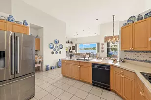 2054 Henley Pl, Wellington, FL 33414 - Photo 10