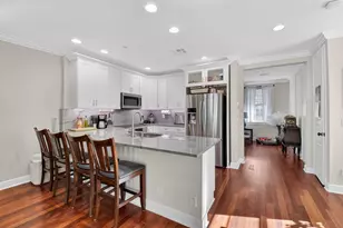 1037 W Heritage Club Cir, Delray Beach, FL 33483 - Photo 8