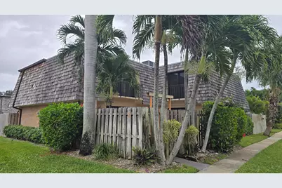 257 Lake Arbor Drive, Lake Worth Beach, FL 33461 - Photo 1