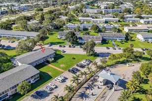 326 Farnham P, Deerfield Beach, FL 33442 - Photo 26