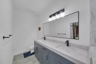 337 Oak Aly, Delray Beach, FL 33444 - Photo 18