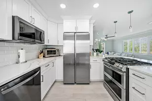 108 SE 31st Ave, Boynton Beach, FL 33435 - Photo 8