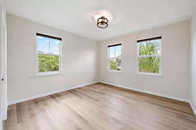 276 Murcia Drive, Unit #311, Jupiter, FL 33458 - Photo 8