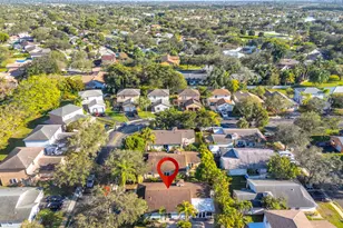 20718 NW 3rd Ct, Pembroke Pines, FL 33029 - Photo 30