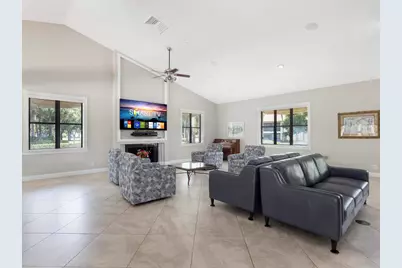 3349 Lucerne Park Drive, Greenacres, FL 33467 - Photo 32