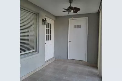115 Lake Pine Circle, Unit #D-1, Greenacres, FL 33463 - Photo 4