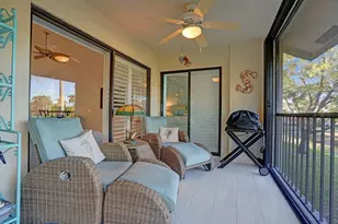 4 Lexington Ln E, Palm Beach Gardens, FL 33418 - Photo 12