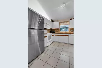 4846 NW 14th Street, Coconut Creek, FL 33063 - Photo 12