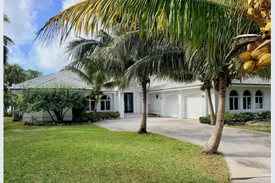 8601 S Ocean Drive, Jensen Beach, FL 34957 - Photo 2