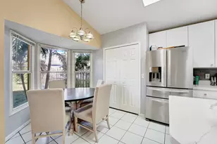 2008 Normandy Cir, West Palm Beach, FL 33409 - Photo 28