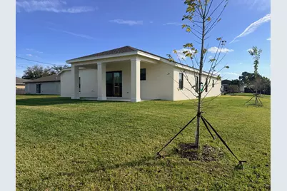 499 SW Dailey Avenue, Port Saint Lucie, FL 34953 - Photo 8