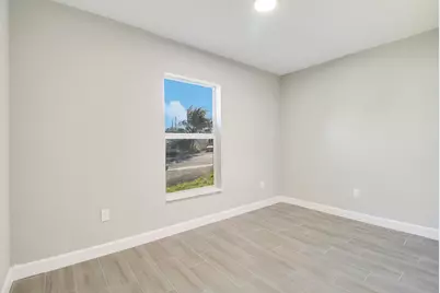 548 SW 5th Street, Belle Glade, FL 33430 - Photo 16