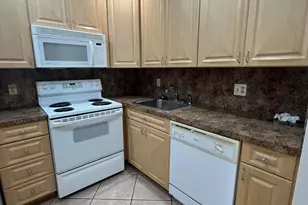 206 Valencia I, Delray Beach, FL 33446 - Photo 8