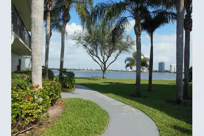 714 Executive Center Drive, Unit #110, West Palm Beach, FL 33401 - Photo 10
