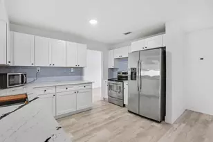 5311 Woodland Dr, Delray Beach, FL 33484 - Photo 8