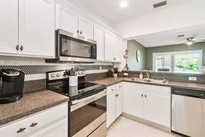 5032 Palmbrooke Circle, West Palm Beach, FL 33417 - Photo 2