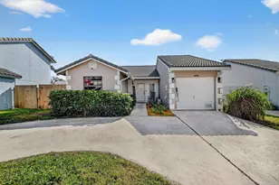 6024 Strawberry Lakes Cir, Lake Worth, FL 33463 - Photo 1