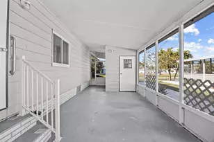 8221 Cinnamon Ln, Port Saint Lucie, FL 34952 - Photo 4