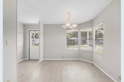 8530 Leadtree Court, Port Saint Lucie, FL 34952 - Photo 12