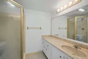 4800 Bayview Dr, Fort Lauderdale, FL 33308 - Photo 12