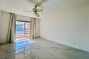 313 Wellington D, West Palm Beach, FL 33417 - Photo 10