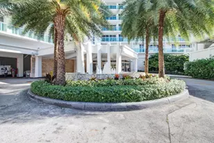 100 Bayview Dr, Sunny Isles Beach, FL 33160 - Photo 20
