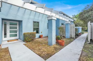 940 Rainberry Lake Dr, Delray Beach, FL 33445 - Photo 4