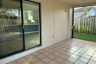 3291 SW 4th St, Deerfield Beach, FL 33442 - Photo 30