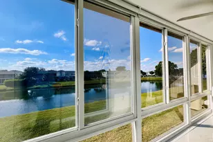 204 Bedford H, West Palm Beach, FL 33417 - Photo 10