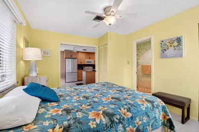 13752 Via Flora, Unit #D, Delray Beach, FL 33484 - Photo 16