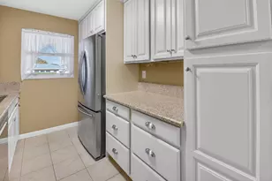 270 High Point Ct, Boynton Beach, FL 33435 - Photo 12