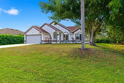 3031 SE Galt Circle, Port Saint Lucie, FL 34984 - Photo 2